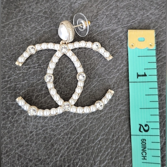 Chanel 2020 Cruise Gold Metal Faux Pearl & Crystal CC Dangle Earrings XL Size - Picture 7 of 10